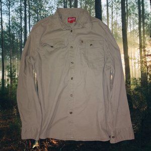 Coleman Long Sleeve outdoor shirt.  Color:  Tan.  Size:  XL.  Metal buttons